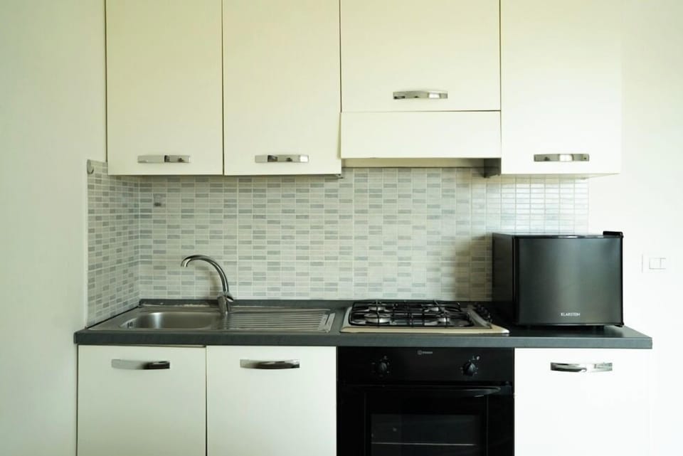 Comfort Apartment, 1 Bedroom | Private kitchen