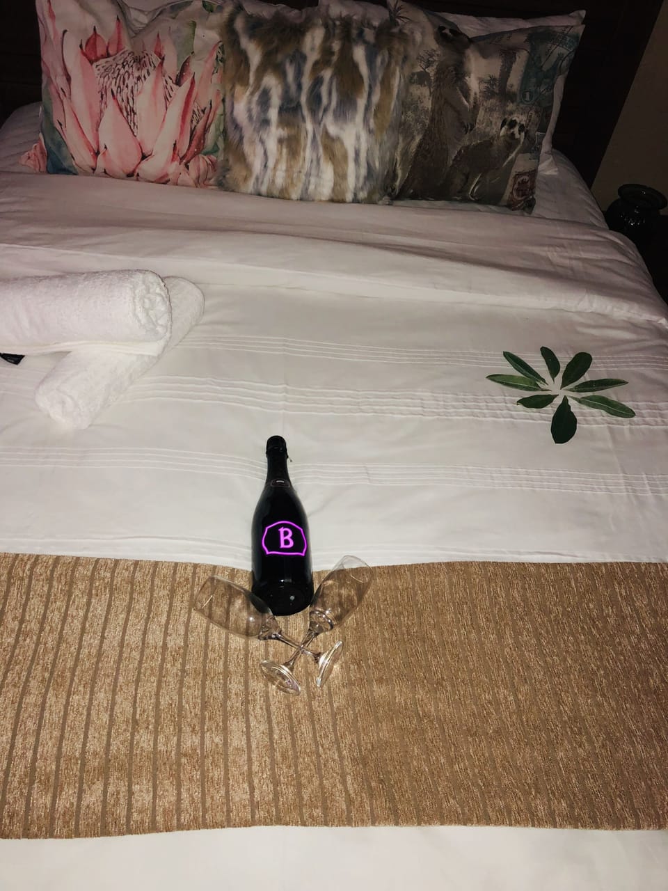 Deluxe Bungalow | Individually decorated, individually furnished, bed sheets