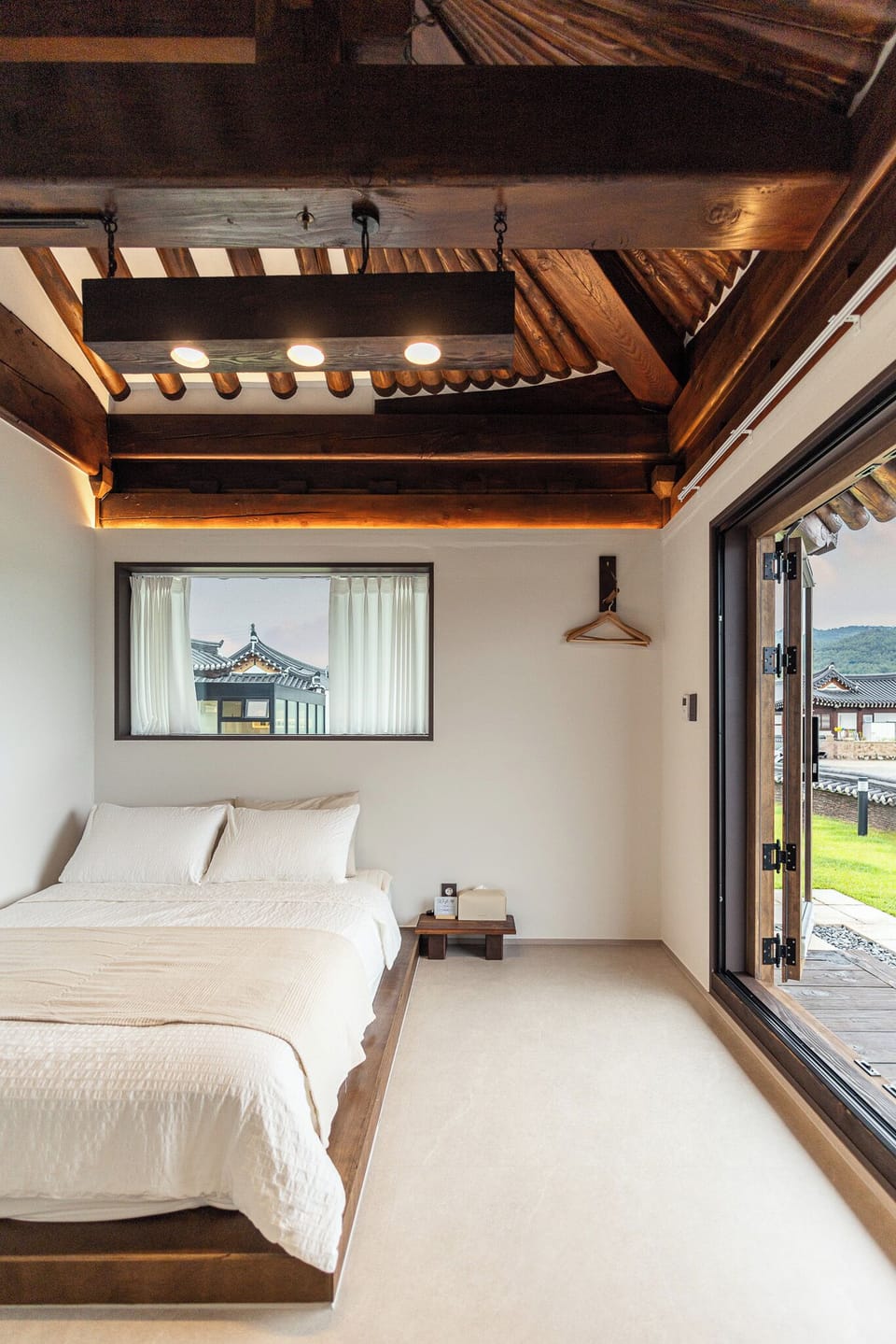 Deluxe Double Room, Patio, Mountain View | Premium bedding, pillowtop beds, free WiFi