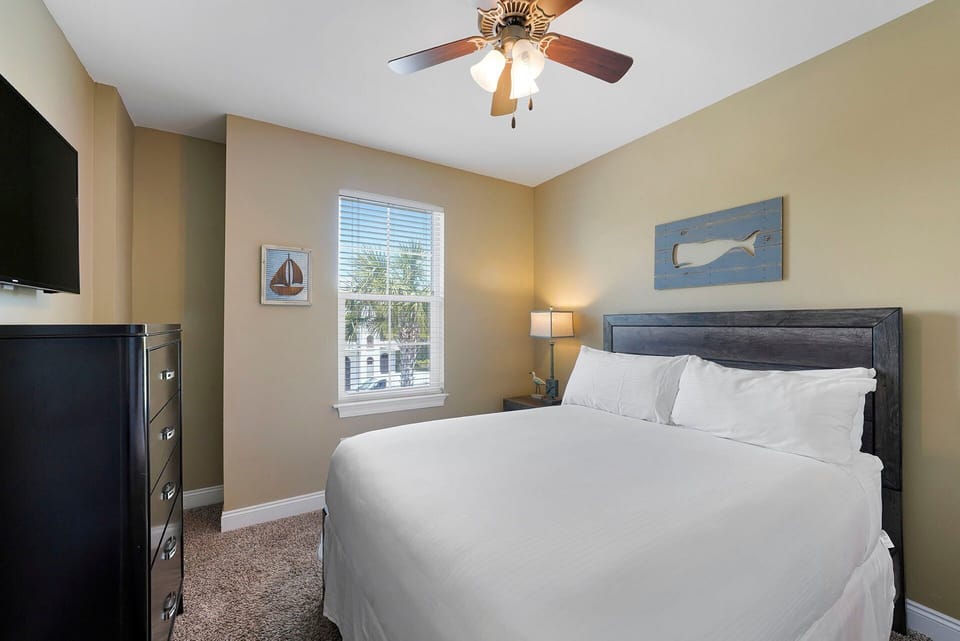 Casa Azul - Miramar Beach - Bedroom