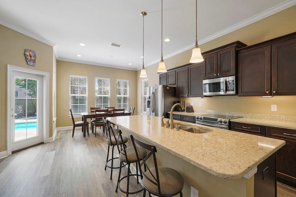 Casa Azul - Miramar Beach - Kitchen & Dining Room