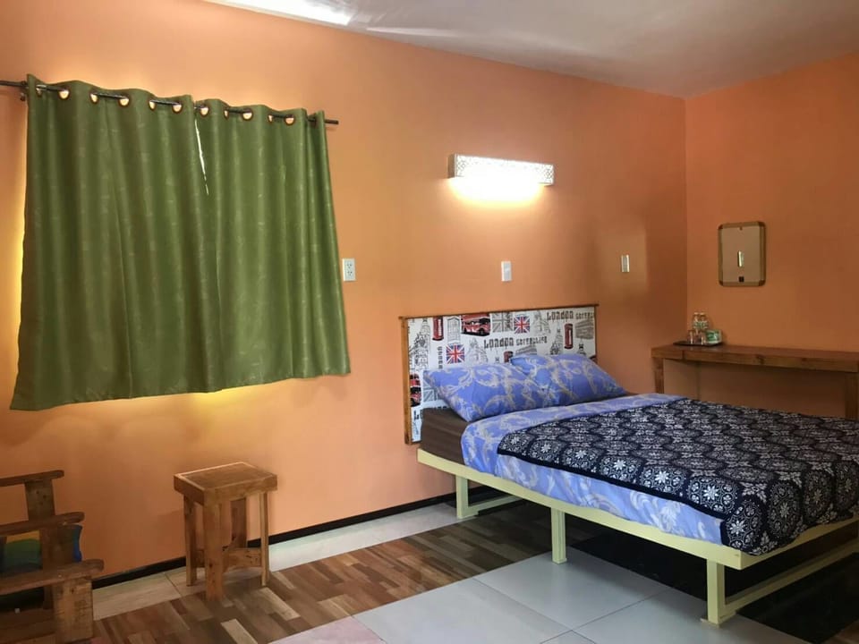 Standard Double Room | Minibar, laptop workspace, blackout drapes, free WiFi