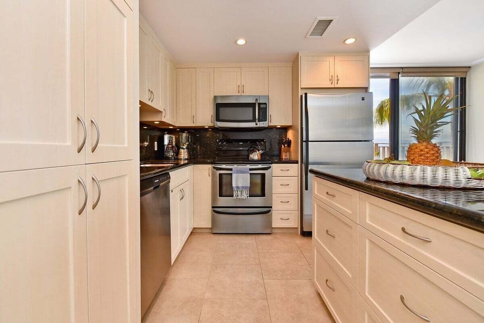 Fully equipped kitchen with stainless steel appliances
