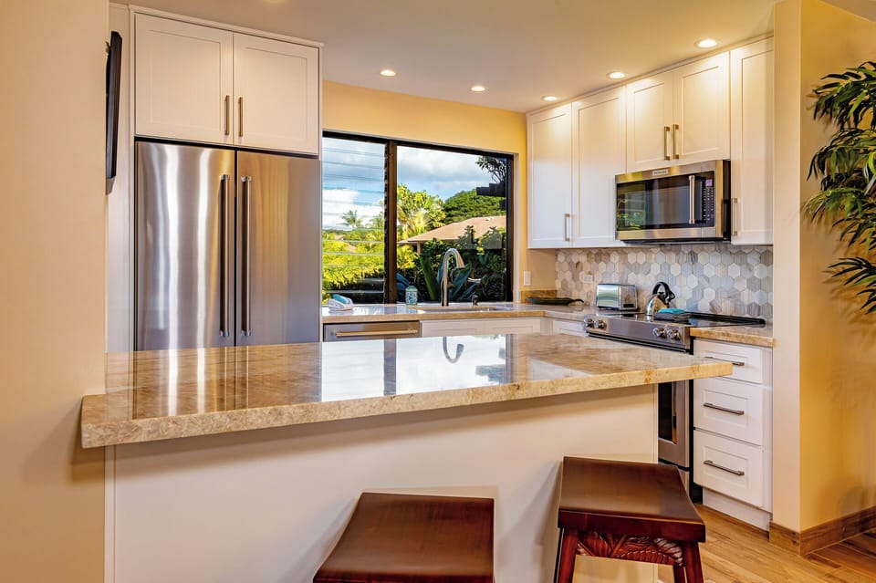 Bright and modern kitchen