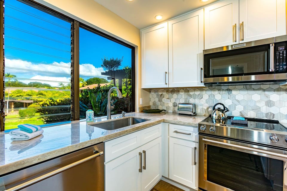 Kitchen with Views for the Chef