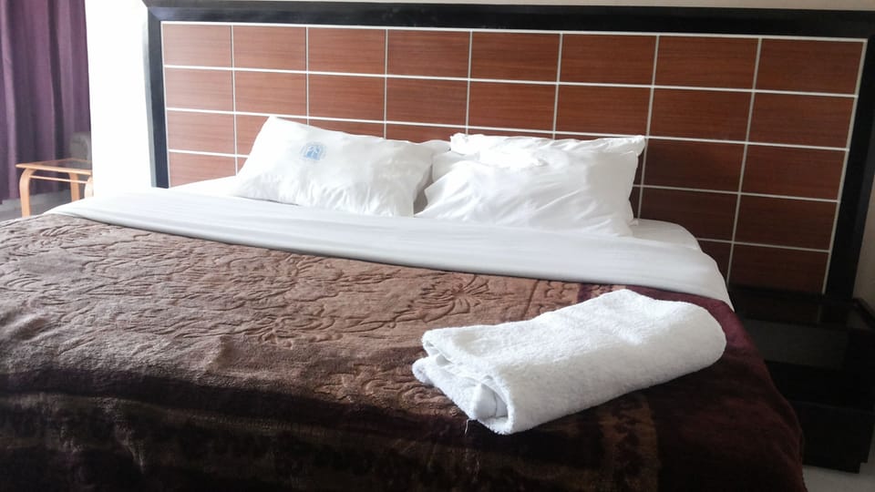Deluxe Double Room | Egyptian cotton sheets, premium bedding, individually decorated