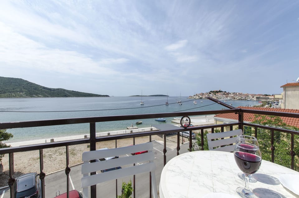 Apartment (A1) | Terrace/patio