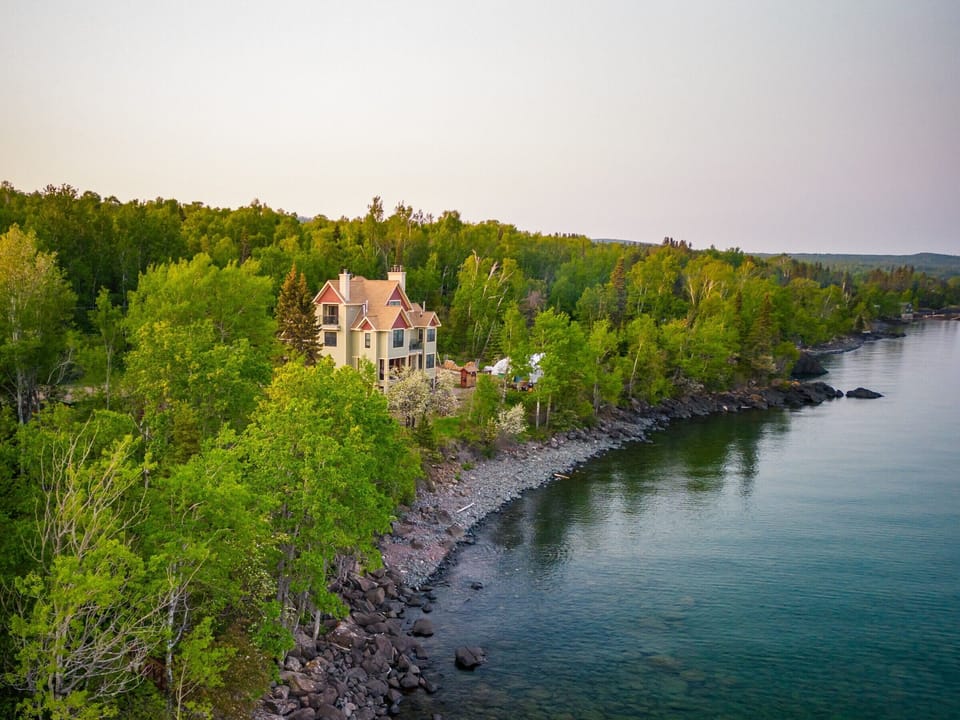 Lakeside View of the Inn at Croftville Road Cottages.
A view of the Inn at Croftville Road Cottages taken from above Lake Superior.