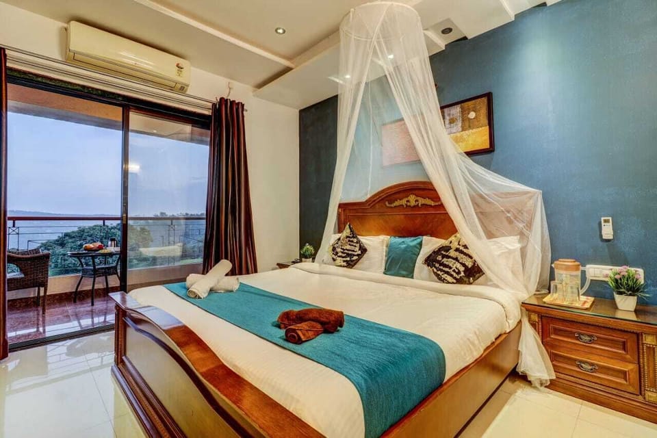 Classic Double Room | In-room safe