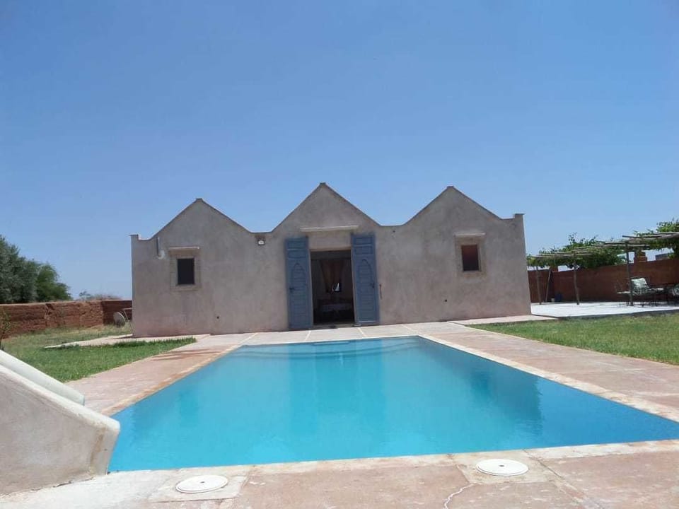 Private pool