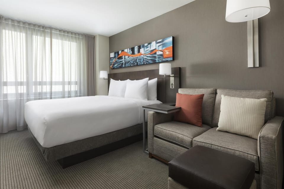 Hypo-allergenic bedding, in-room safe, individually furnished, desk