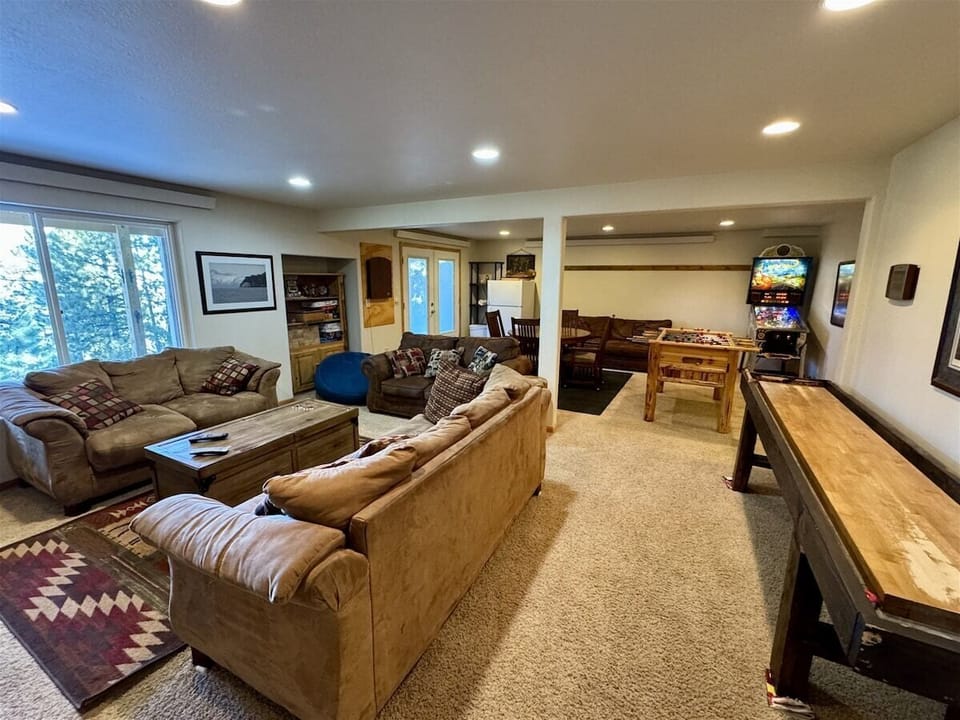 Lower level game room