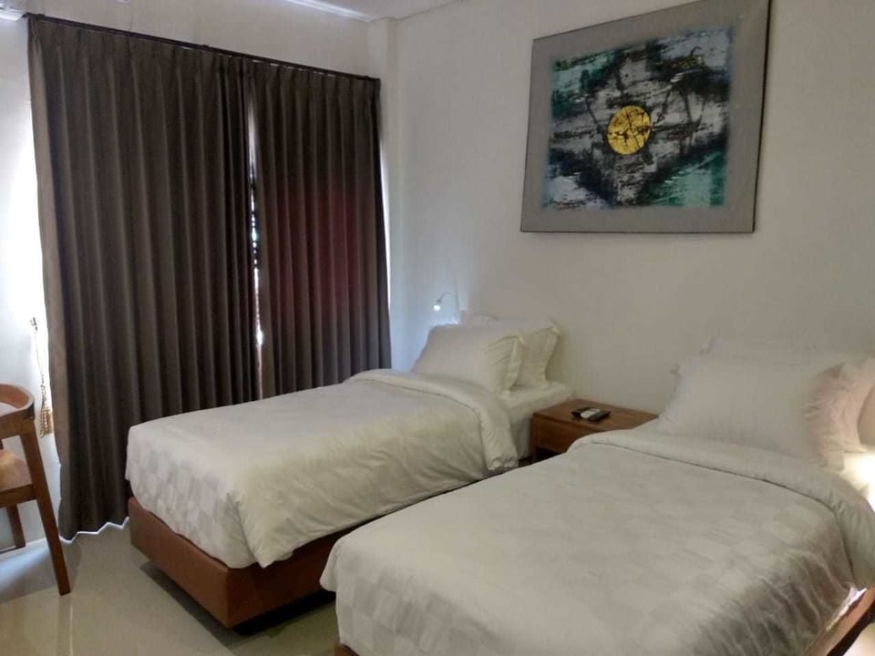 Superior Double or Twin Room | Desk, free WiFi, bed sheets