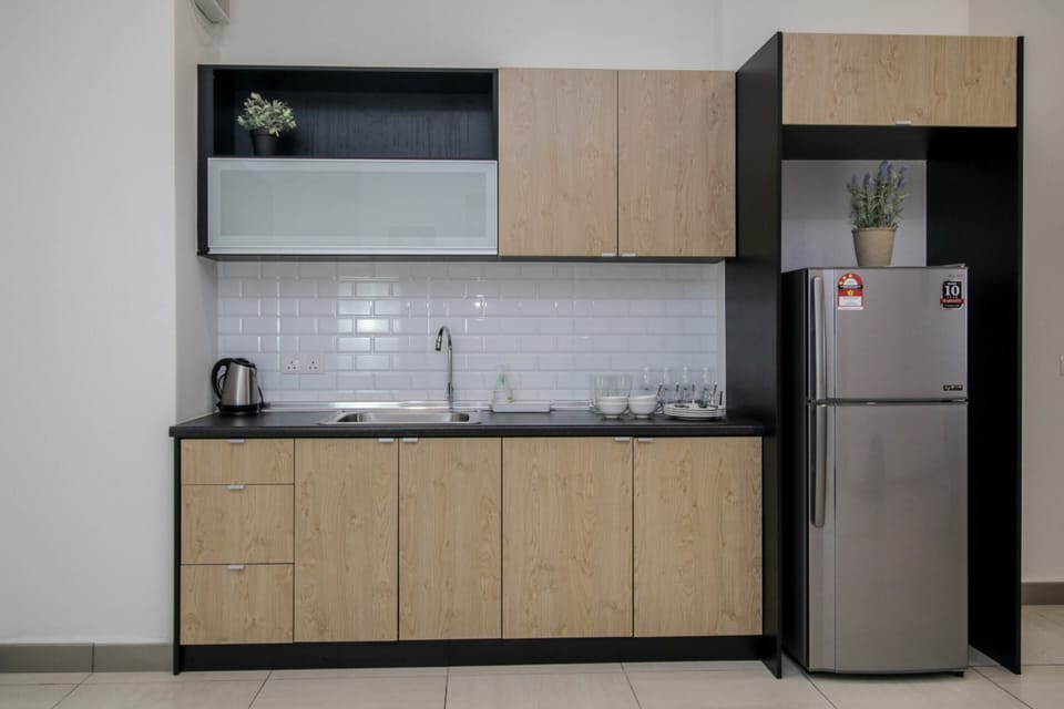 Full-size fridge, electric kettle