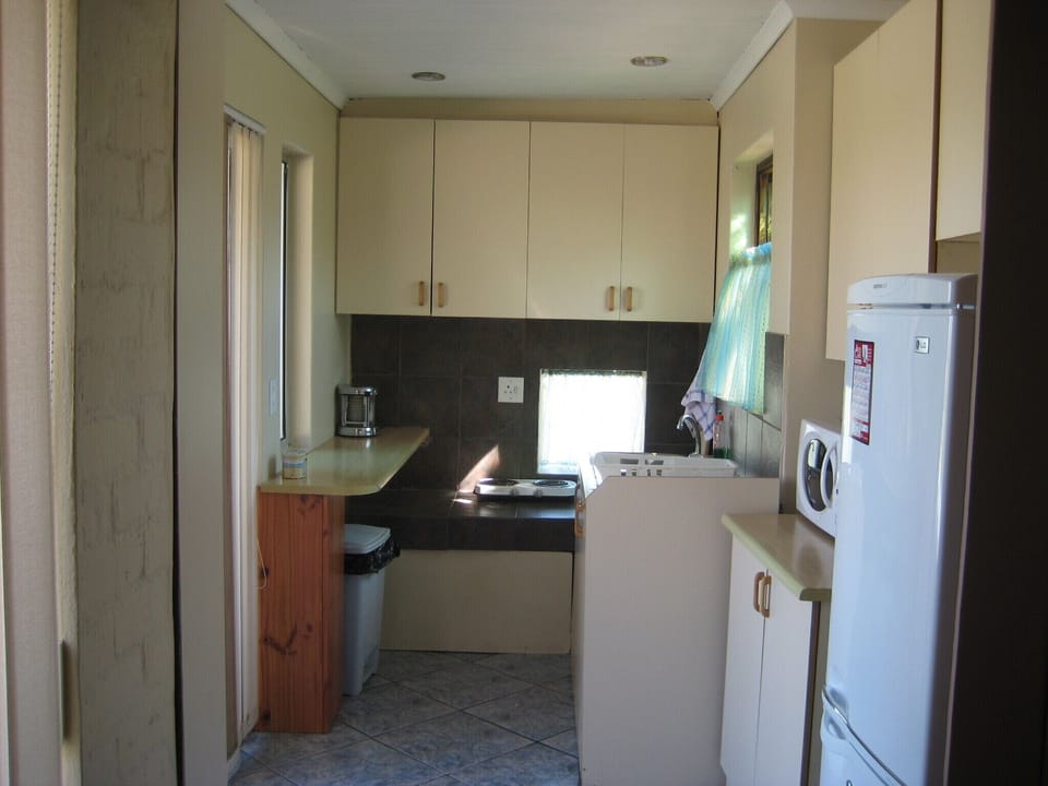 Exclusive Double Room (Top Unit) | Private kitchen | Fridge, microwave, electric kettle, cookware/dishes/utensils