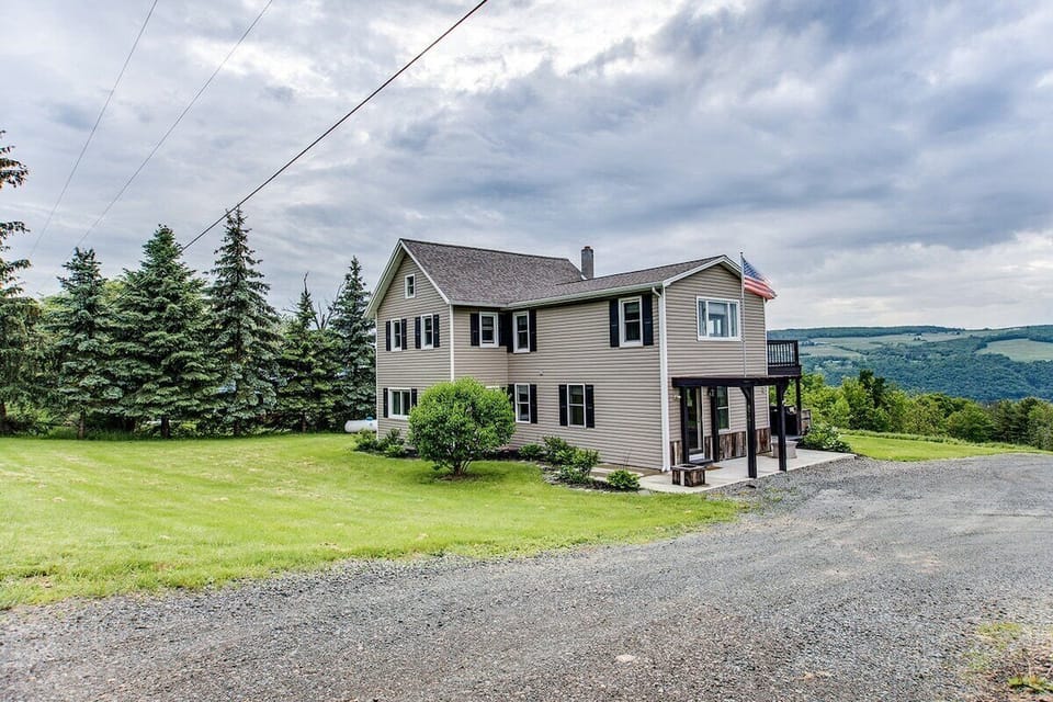 Call of the Bluff from the street