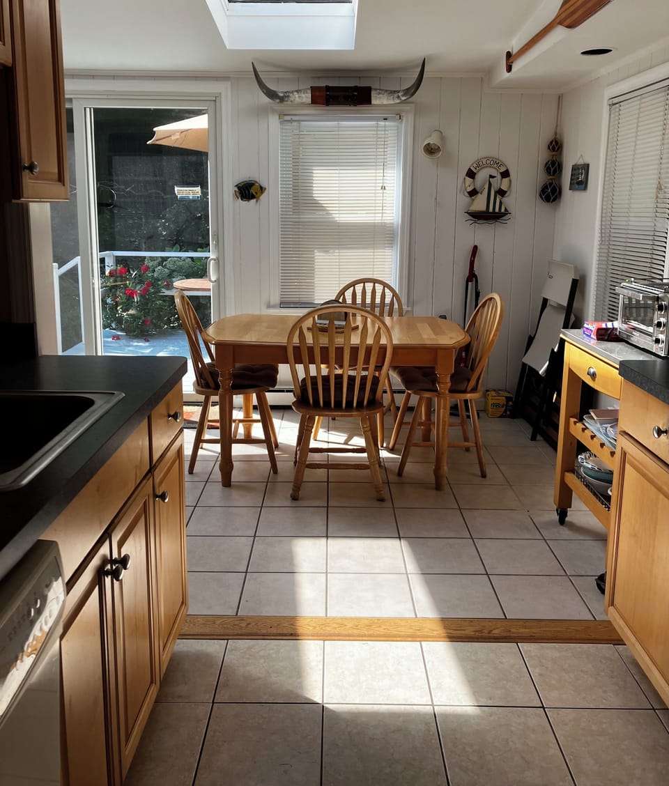 Kitchen to dining area