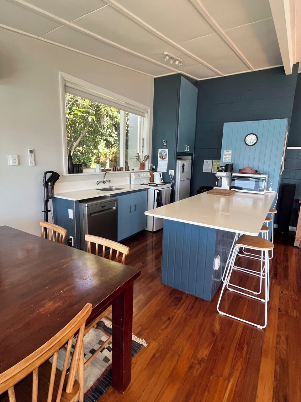 Well equipped kitchen