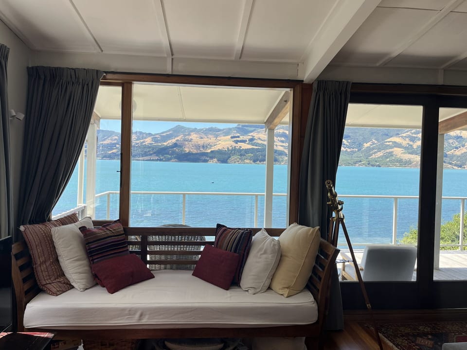 Day Bed with views