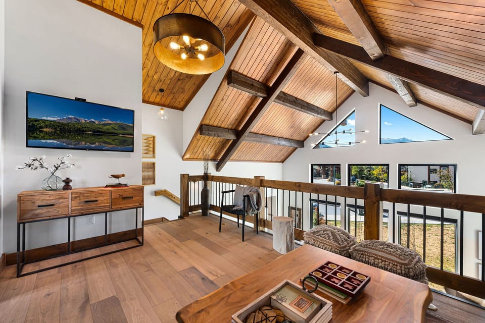 Loft with 50 inch smart TV