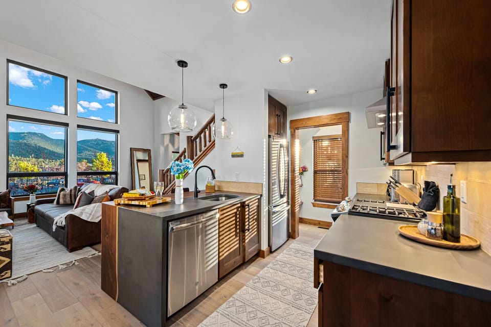 Fully equipped kitchen
