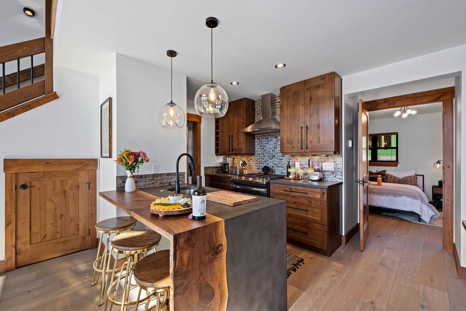 Fully equipped kitchen
