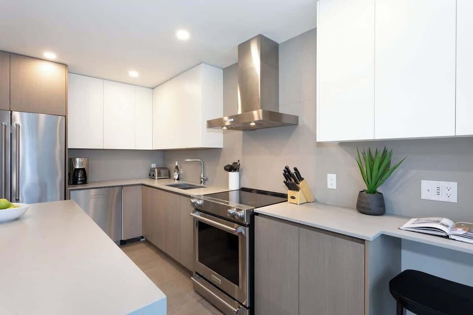 - Stylish kitchen with stainless steel appliances and sleek cabinetry  
- Spacious counters ideal for cooking and socializing with loved ones  
- Fully stocked for extended stays and easy home-style meals  
