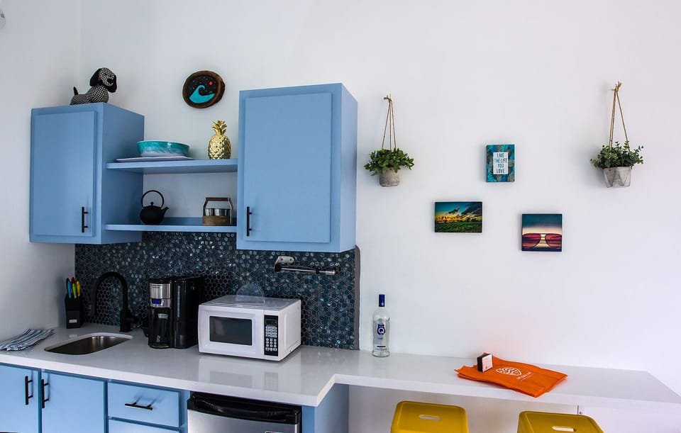 Kitchenette with appliances