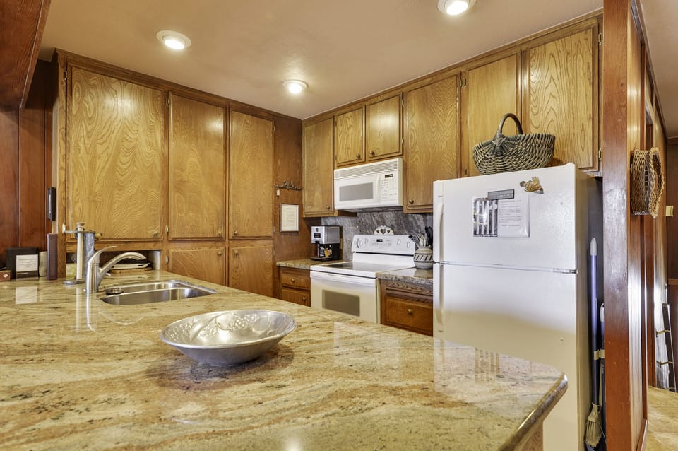 Kitchen with updated counter tops!