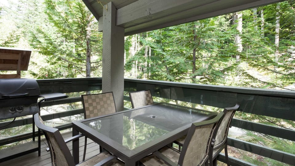 - Outdoor deck with forest views and BBQ setup  
- Perfect for evening dining or morning coffee bliss  
- Fresh alpine air in a secluded Whistler escape  

