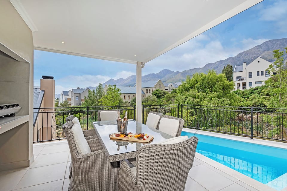 L'ermitage - Franschhoek Chateau & Villas Hotel in Franschhoek