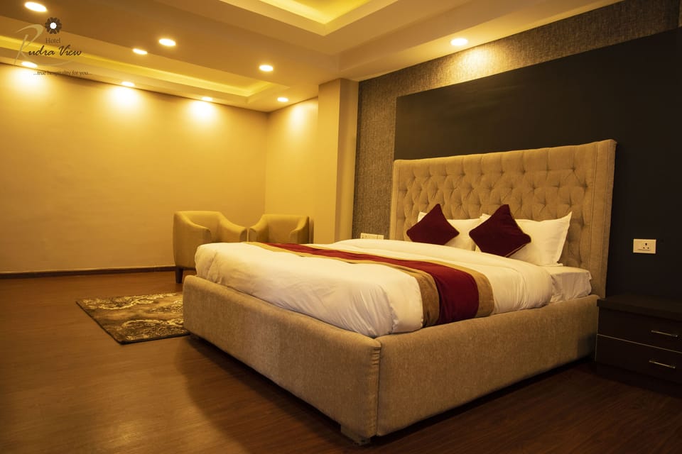 Deluxe Suite | 1 bedroom, Egyptian cotton sheets, premium bedding, pillowtop beds