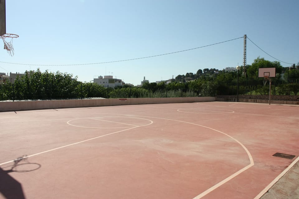 Sport court