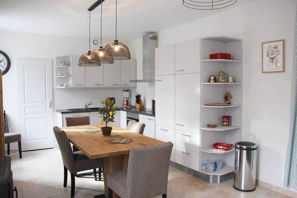 Kitchen and dining area