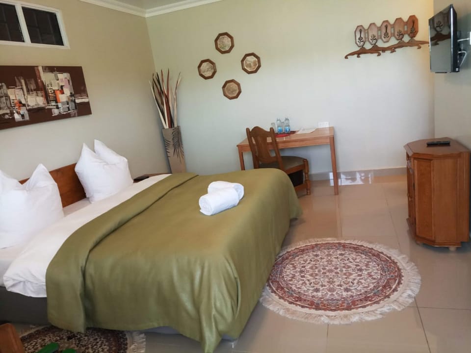 Superior Room | Desk, free WiFi, bed sheets