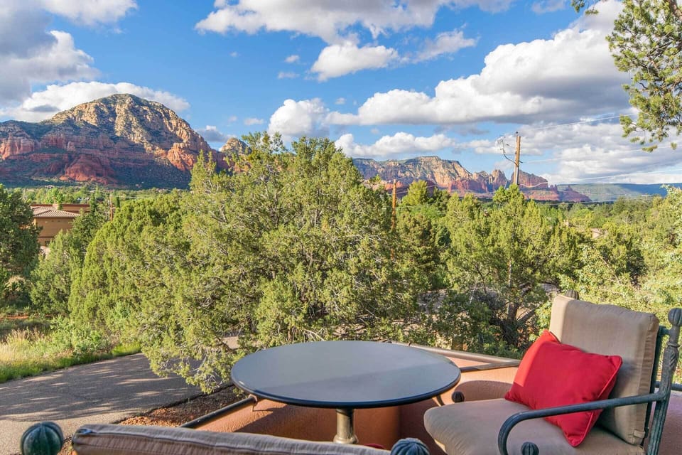 Private Patio | Red Rock Views | Dining Area