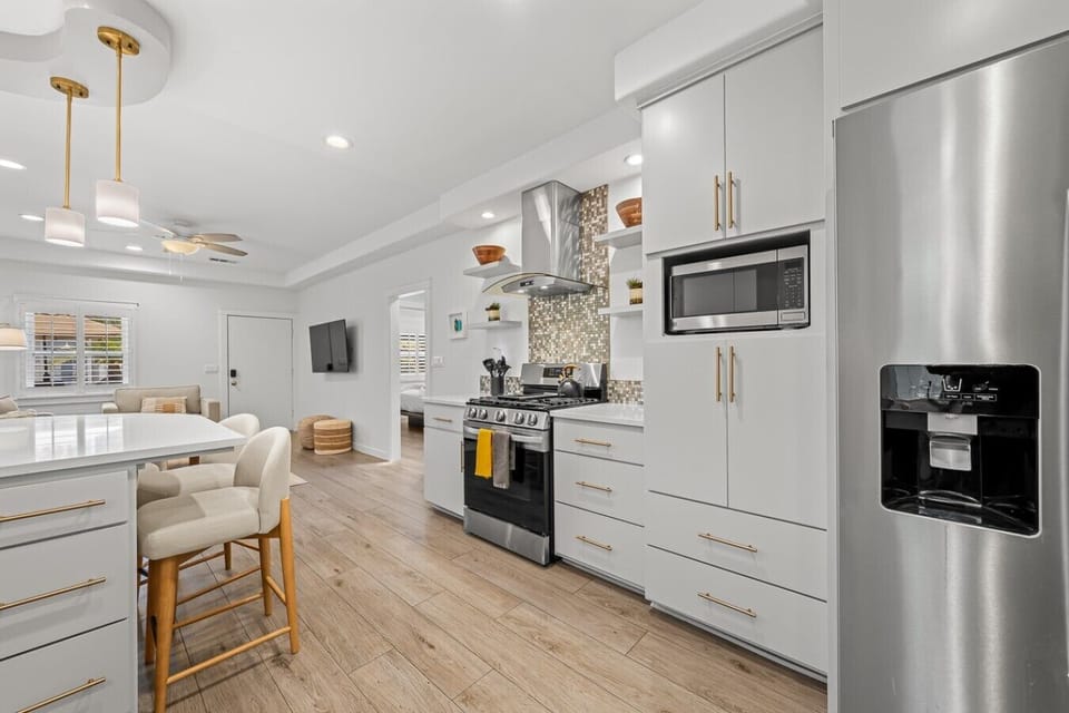 We have everything you need in the kitchen