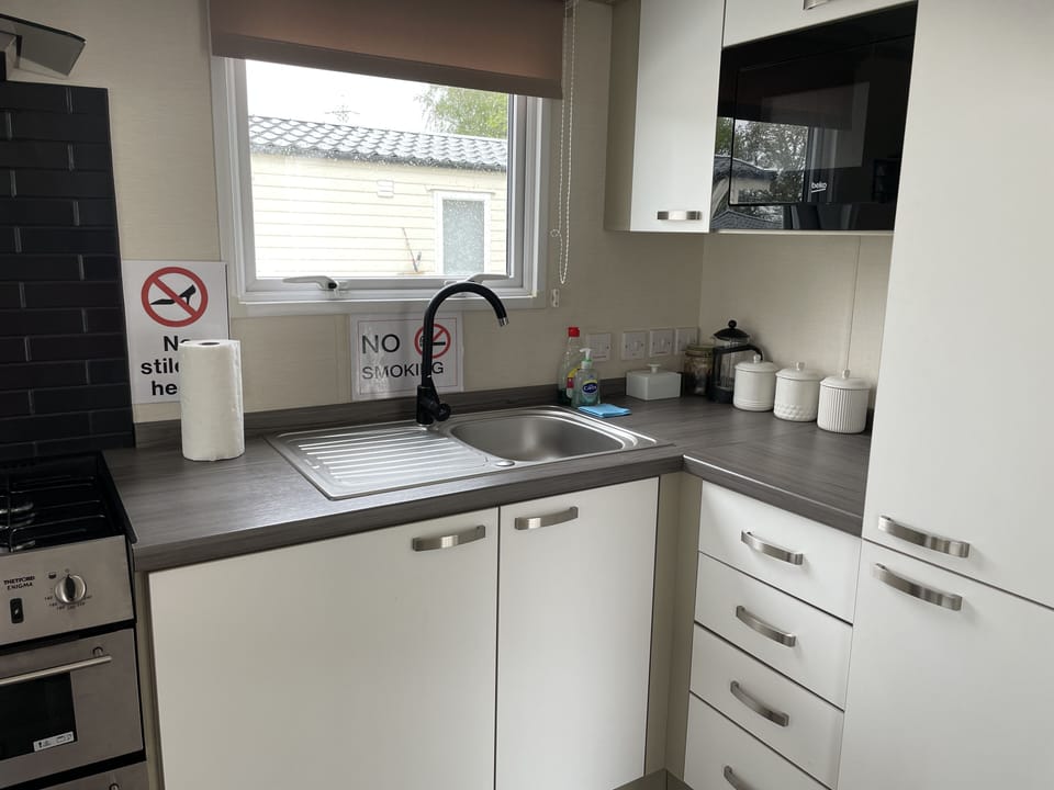 Kitchen area