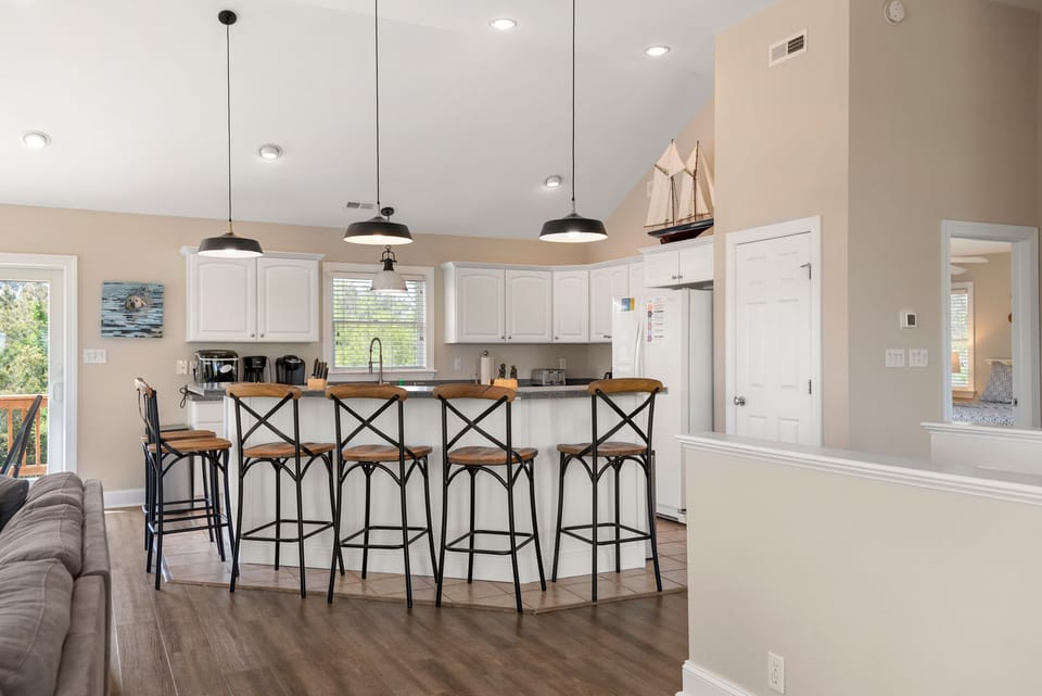 OH92: Banks Retreat  | Top Level Kitchen