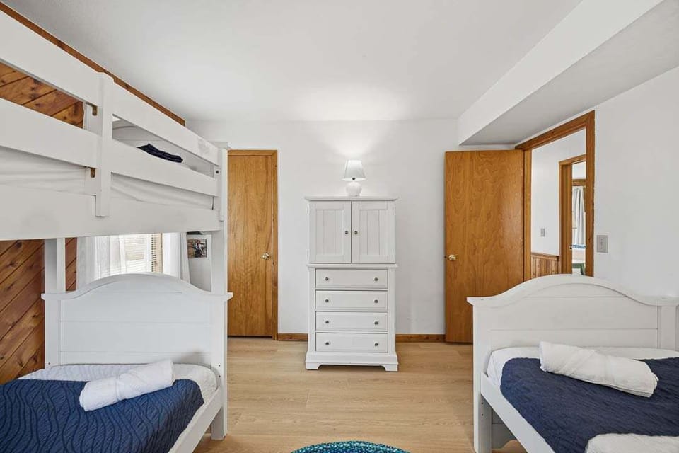 Mid-Level Bedroom with Twin and Bunk Bed