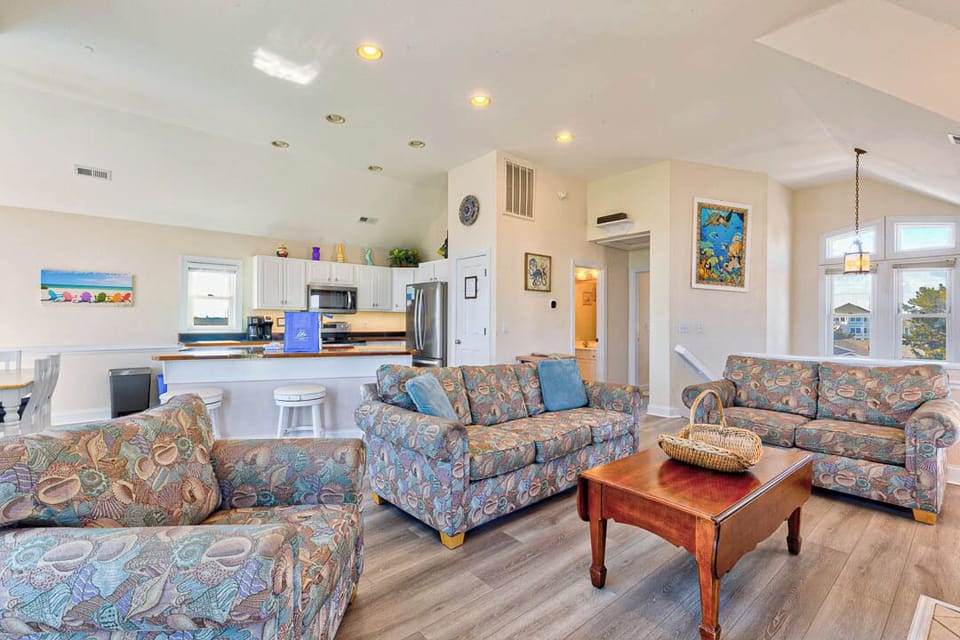 Top-Level Living Room with Deck Access