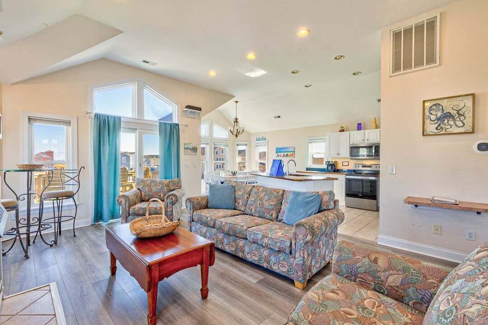 Top-Level Living Room with Deck Access