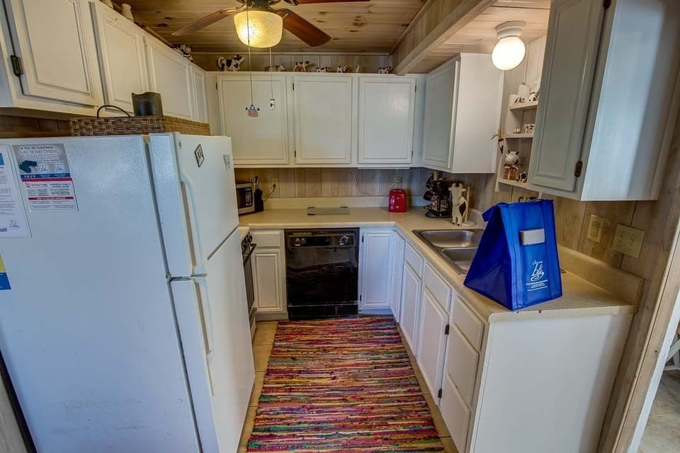 Main-Level Kitchen