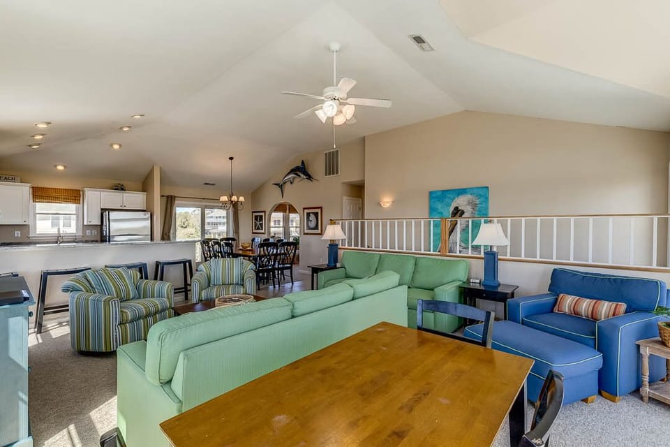 Top-Level Additional Table (seats 4)