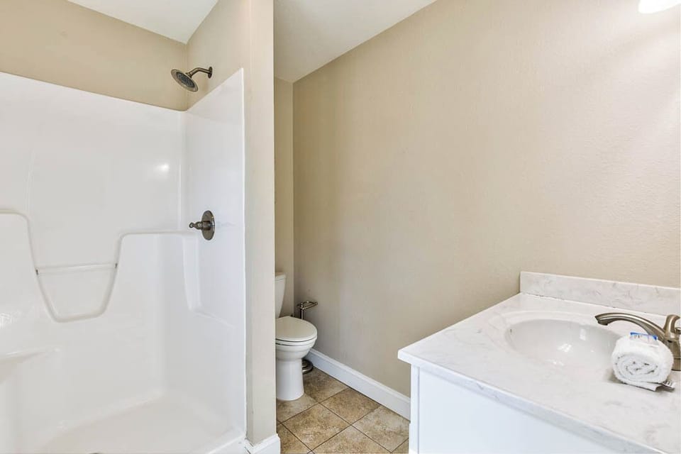 Top-Level Queen Master Bathroom