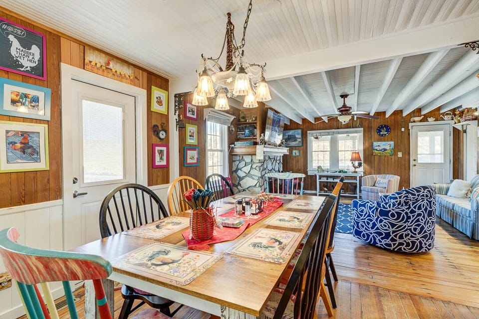 Ground-Level Dining Room with Table (seats 8), Deck Access to Observation Tower