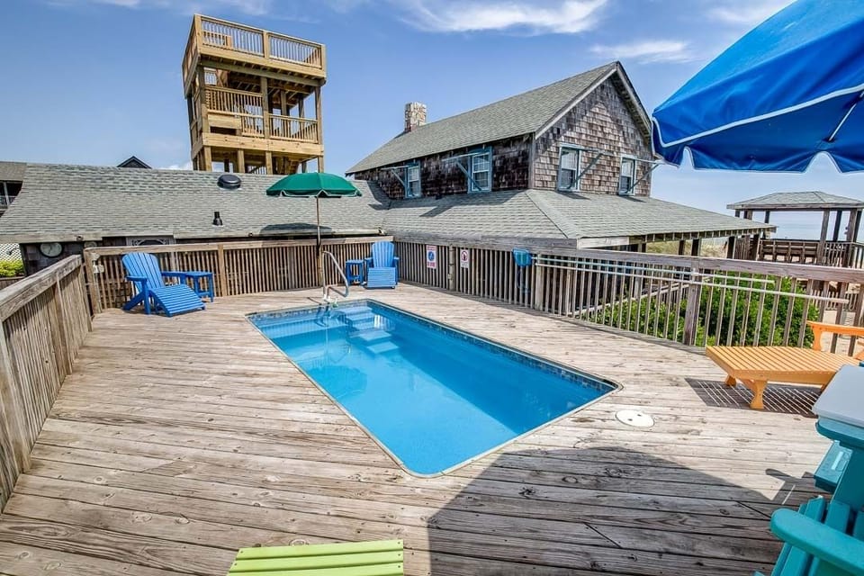 Private Pool Area