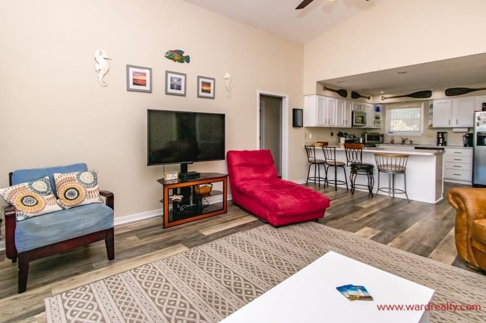 Living Area II