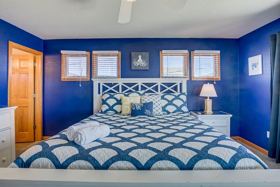 Mid-Level King Master Bedroom with Deck Access