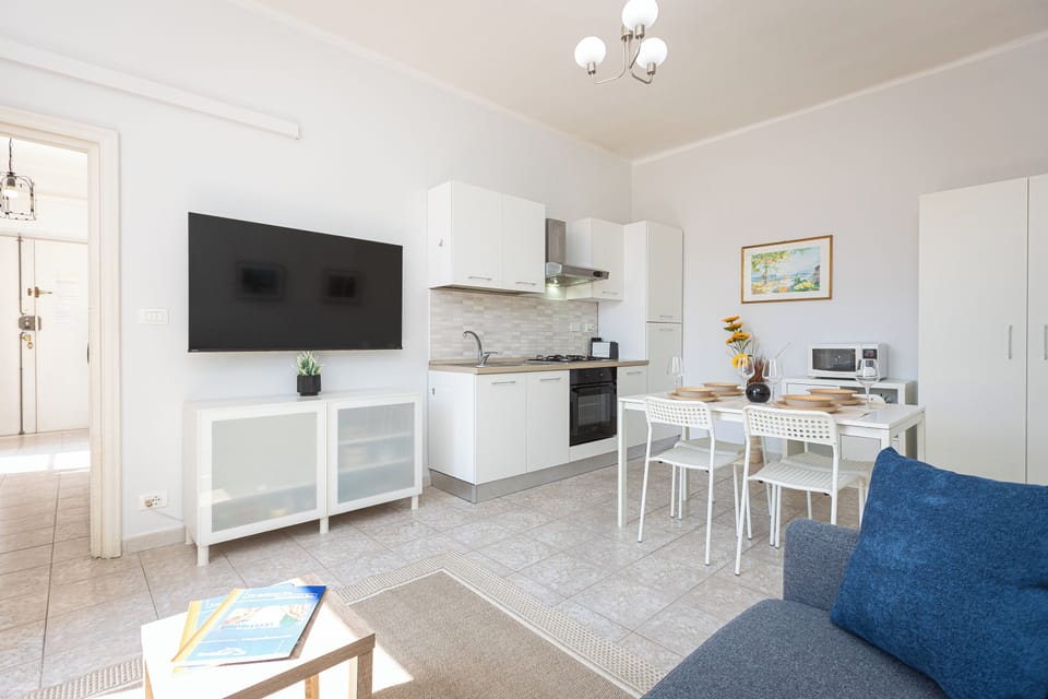 Apartment | Living area | LCD TV